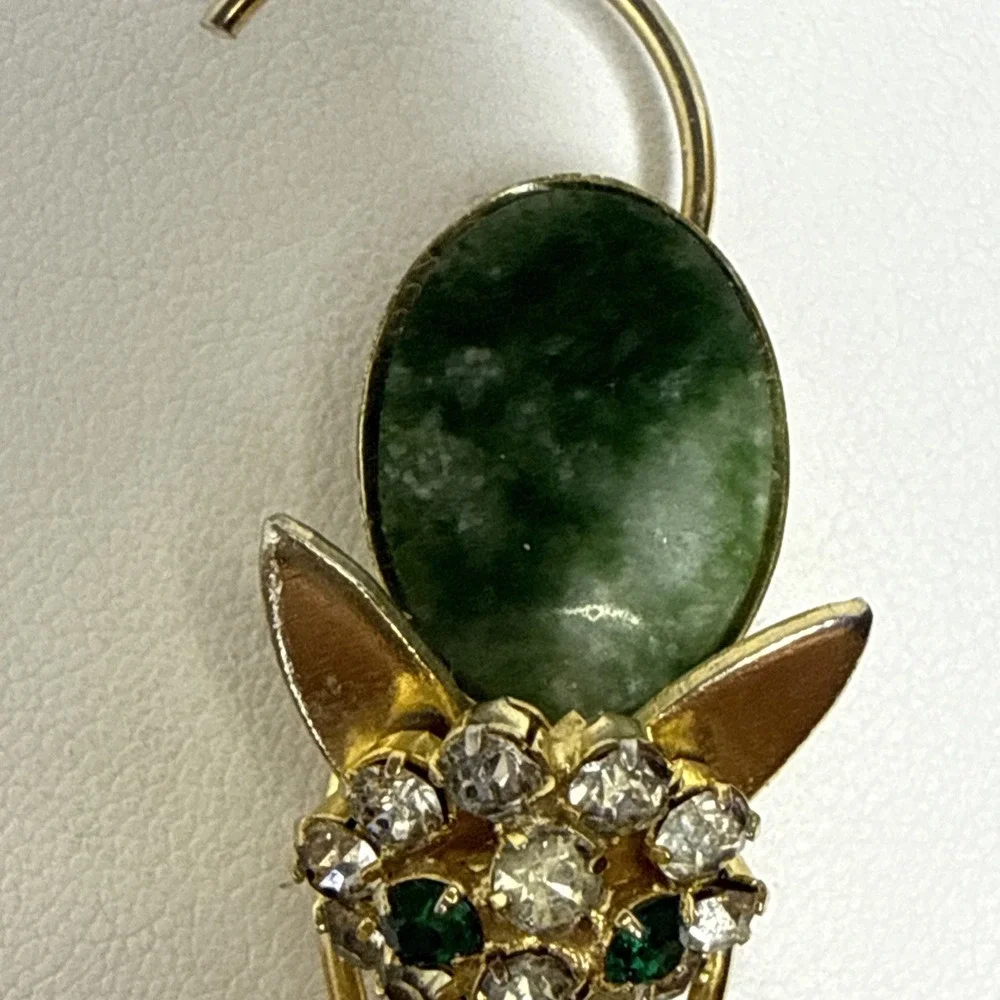 Vtg Green Cabacheon Rhinestone Figural Mouse Brooch Pin Gold Tone MCM 1623